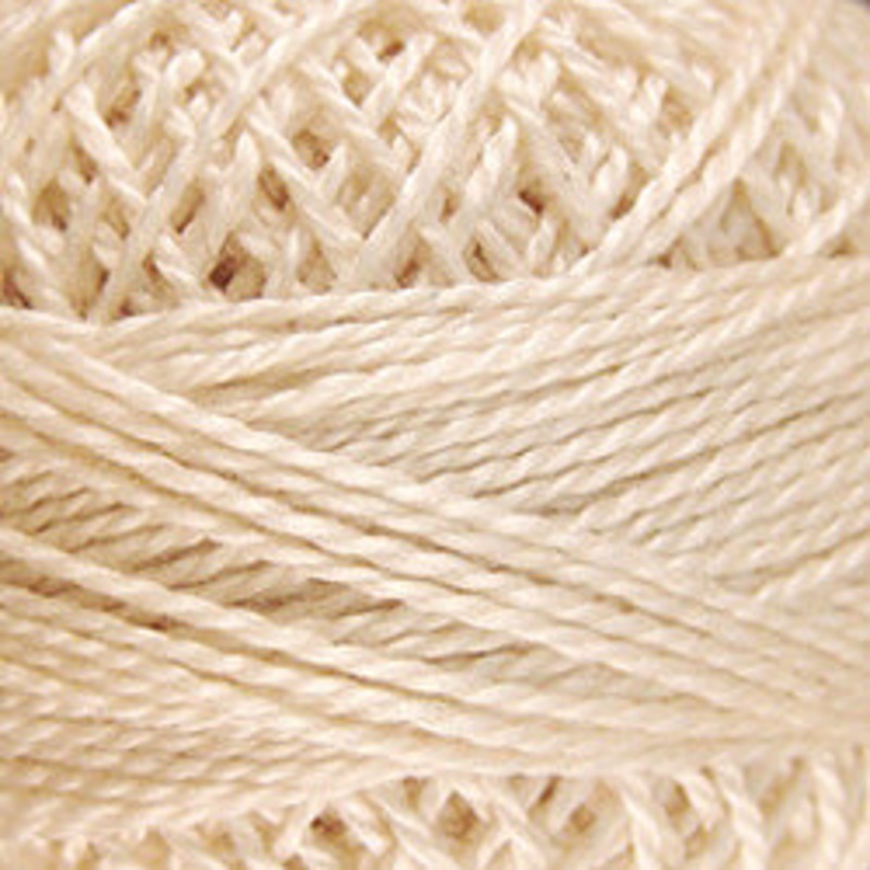 Valdani 05 Light Ecru Solid - Perle/Pearl Cotton Size 12, 109 yard ball - PC12-5